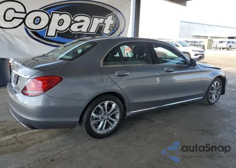 2016 Mercedes-Benz C 300 from USA, damaged, VIN 55SWF4JB3GU112592